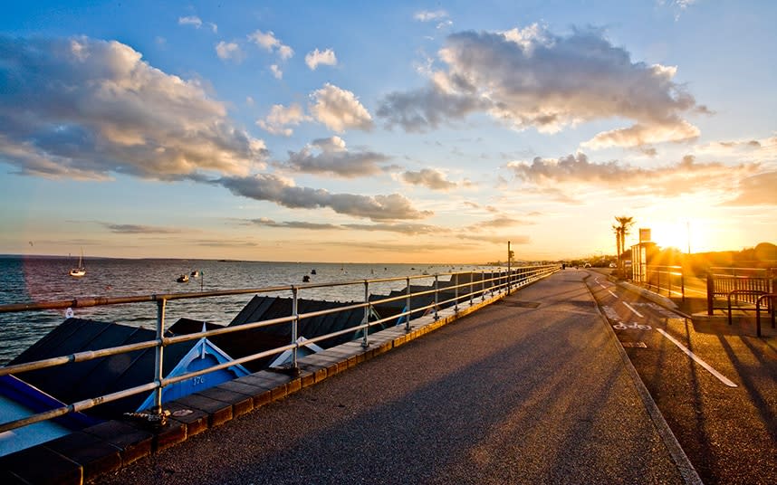 Best known for its beach front, but Southend's airport is on the up - David Hyde Photography