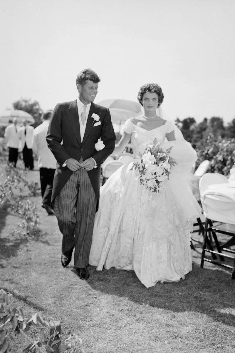 1953: Jacqueline Onassis and John F. Kennedy