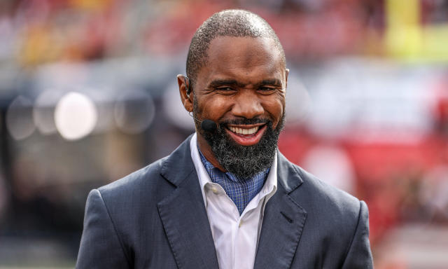 Michigan Football: Charles Woodson Makes Appearance At Massive Recruiting  Event - Sports Illustrated Michigan Wolverines News, Analysis and More