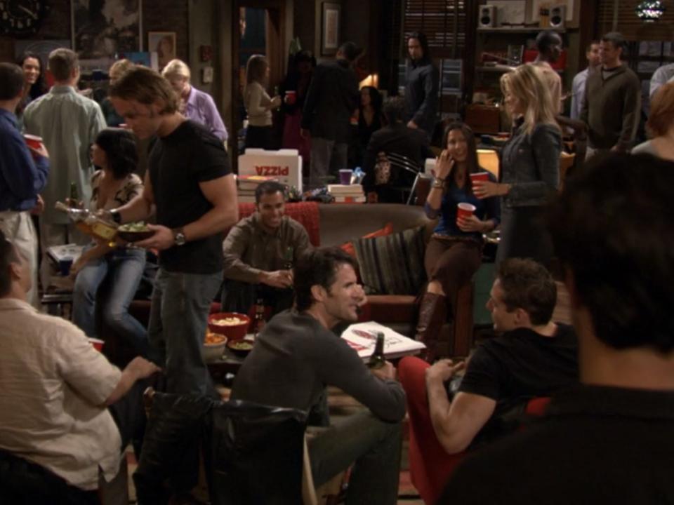scene from season one of how i met your mother inside ted and marshalls apartment