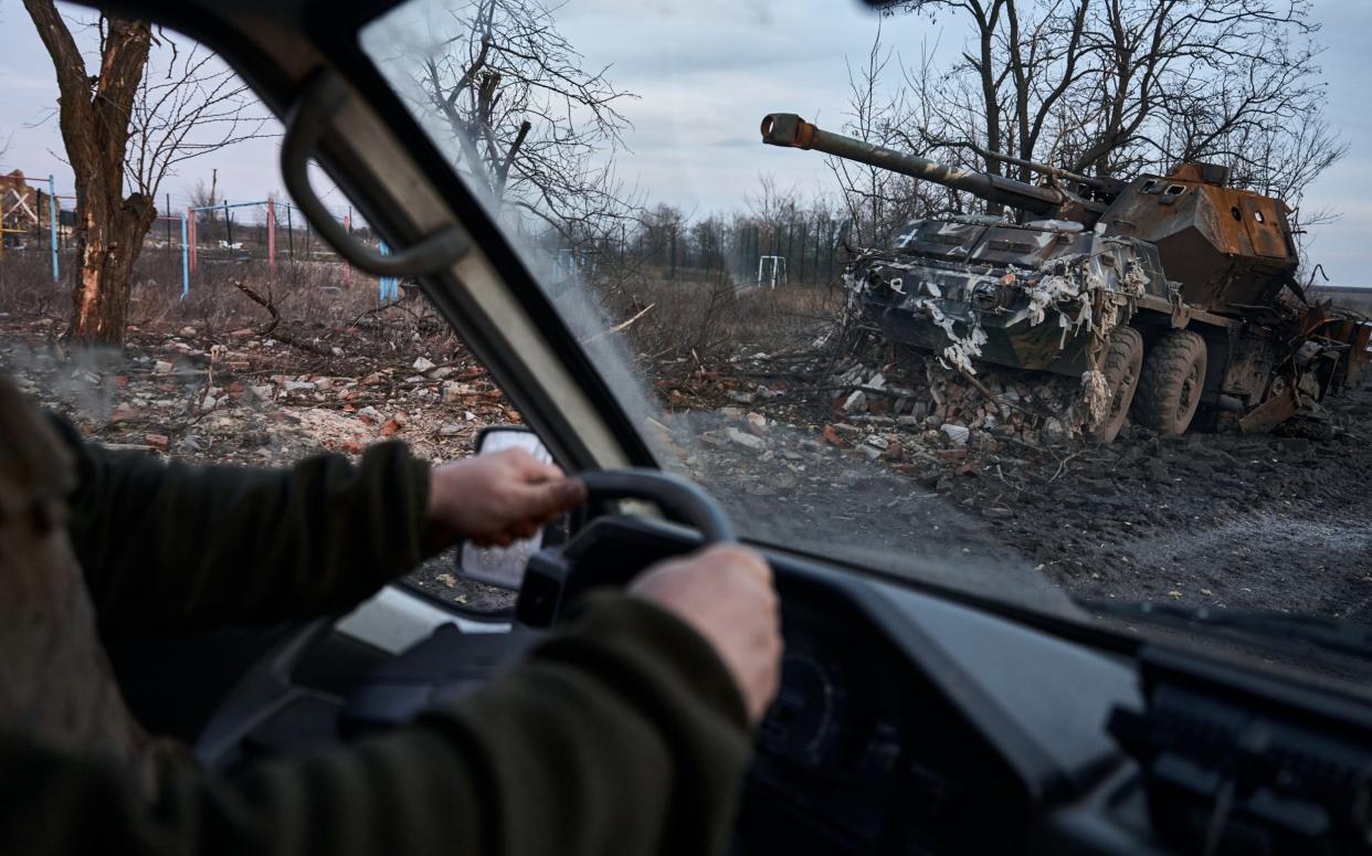 A destroyed artillery system on the outskirts of Avdiivka