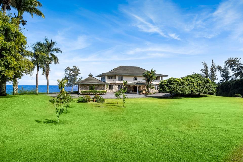 Vijay Singh Hawaii mansion for sale.