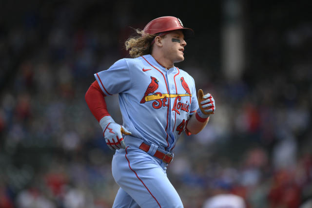 Cardinals set team record with 15th straight win, beat Cubs