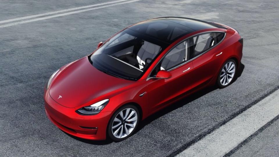 Model 3雖然是價格相對便宜的選擇，但這款車的性能表現也是相當強悍。(圖片來源/ Tesla)