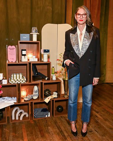 <p>Slaven Vlasic/Getty</p> Jenna Lyons hosts a holiday celebration with Klarna in New York City