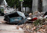 <p>View of a street at the eastern area of Mexico City after a 8,2 earthquake on Sept. 8, 2017. (Photo credit should read ALFREDO ESTRELLA/AFP/Getty Images) </p>