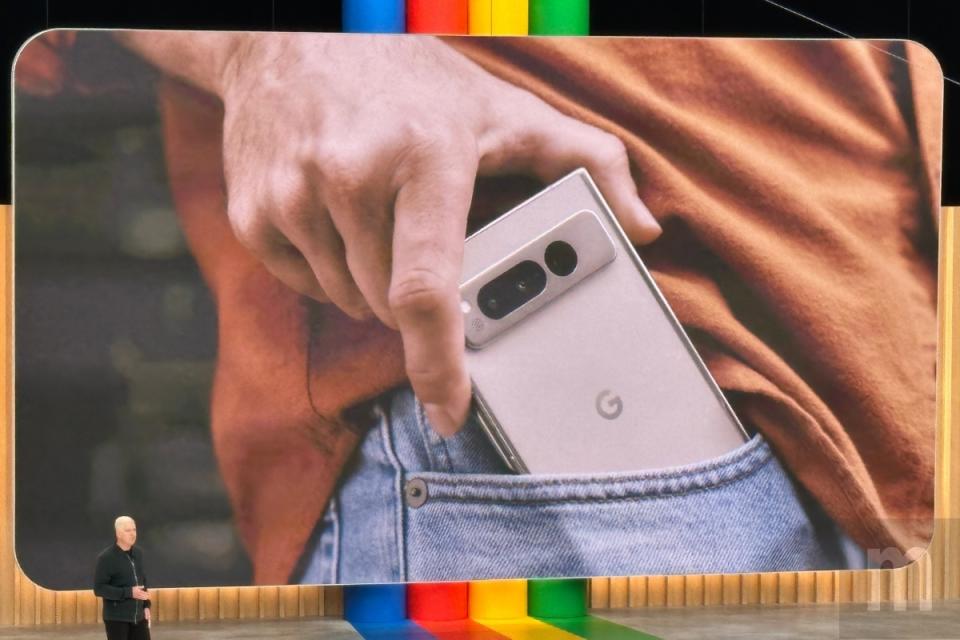 親民價位Pixel 7a揭曉，Google首款螢幕可凹折手機Pixel Fold、平板裝置Pixel Tablet同步推出