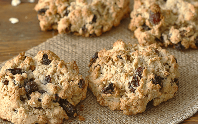 Quaker Oats Vanishing Oatmeal Raisin Cookies