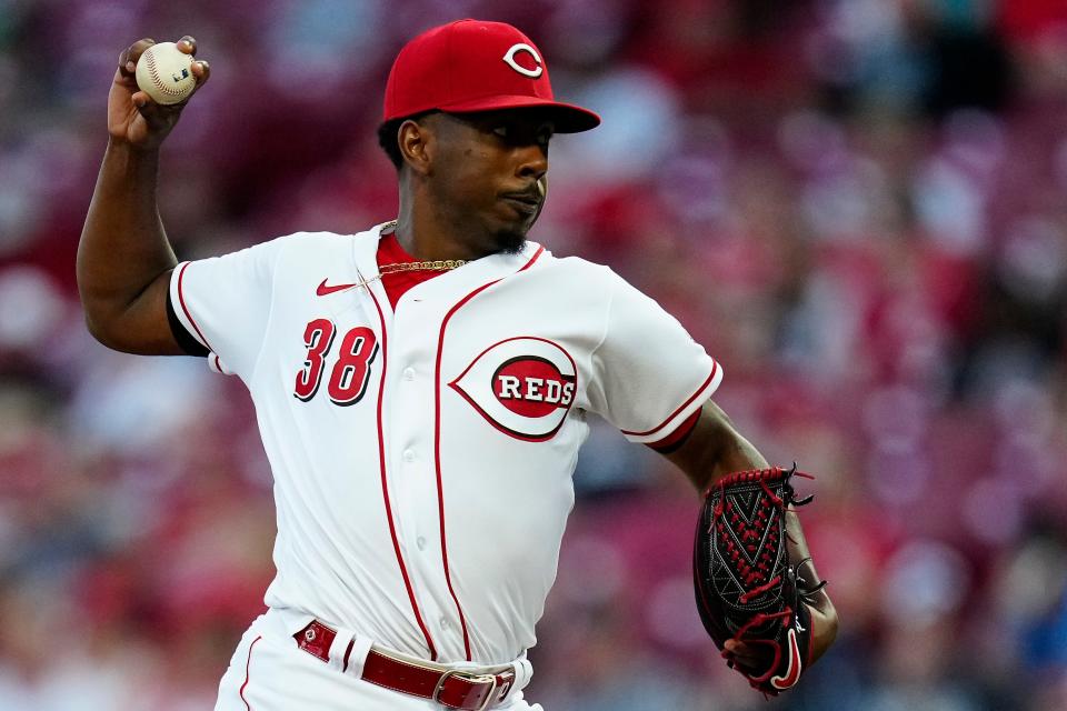 Cincinnati Reds starting pitcher Justin Dunn (38) throws a pitch in the fourth inning of the MLB National League game between the Cincinnati Reds and the St. Louis Cardinals at Great American Ball Park in downtown Cincinnati on Tuesday, Aug. 30, 2022.
