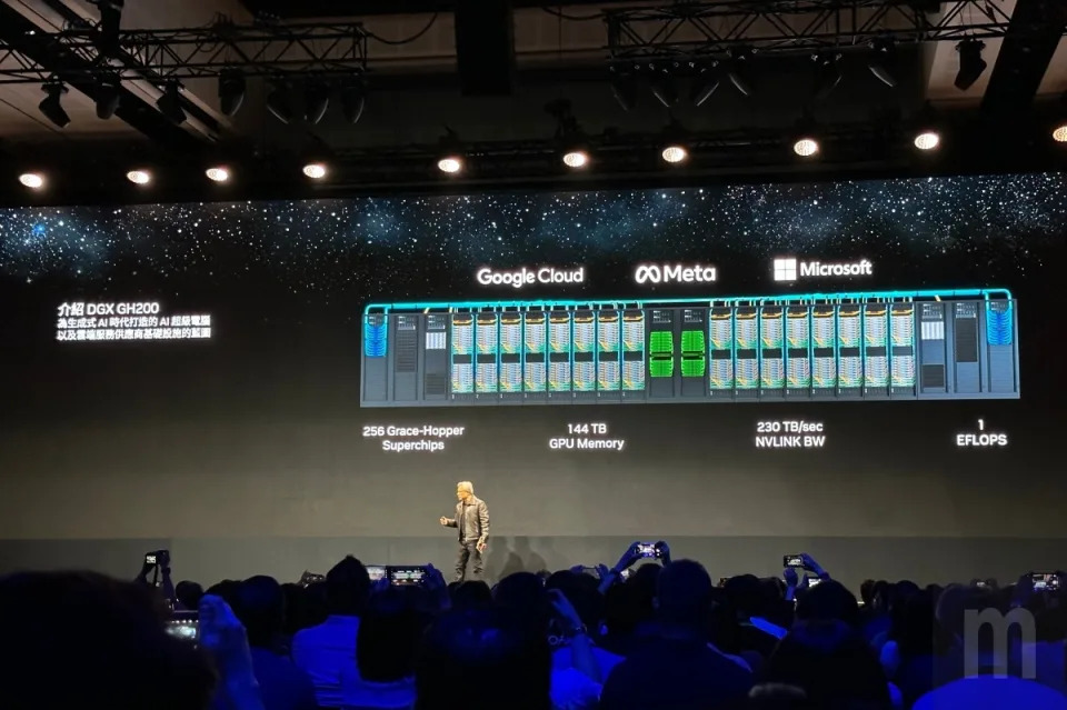 &#x0025b2;&#x005305;&#x00542b;Google Cloud&#x003001;Meta&#x003001;&#x005fae;&#x008edf;&#x0065d7;&#x004e0b;&#x008cc7;&#x006599;&#x004e2d;&#x005fc3;&#x0090fd;&#x005c07;&#x0063a1;&#x007528;DGX GH200&#x004eba;&#x005de5;&#x00667a;&#x006167;&#x008d85;&#x007d1a;&#x0096fb;&#x008166;&#x00ff0c;&#x0085c9;&#x006b64;&#x0063a8;&#x0052d5;1 Exaflop&#x00904b;&#x007b97;&#x006548;&#x0080fd;