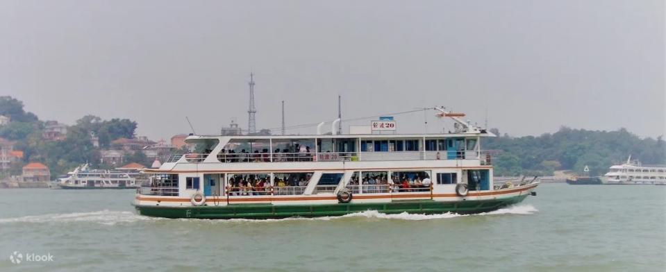 Ferry Round-Trip Ticket between Xiamen City and Gulangyu Sanqiutian Pier. (Photo: Klook SG)