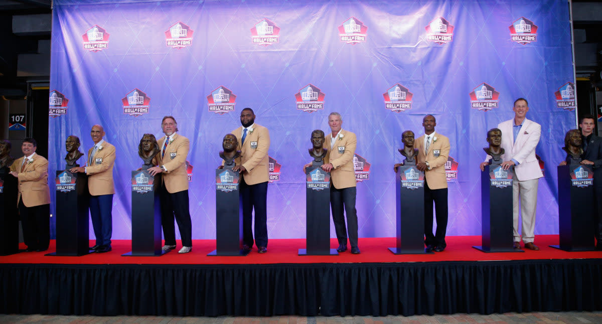 Marvin Harrison and other 2016 NFL Hall of Fame inductees.