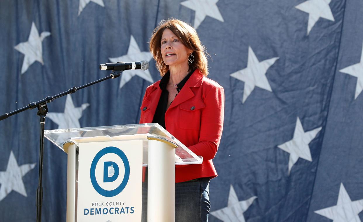 Rep. Cheri Bustos (D-Ill.) won her Midwest district by more than 20 points, even though it's a Trump stronghold. That's a pretty good skill to have for someone running to lead the DCCC. (Photo: ASSOCIATED PRESS)