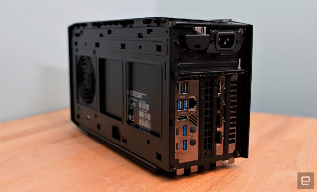 Intel NUC 11 Extreme Review: Big things really do come in small packages -  SoyaCincau