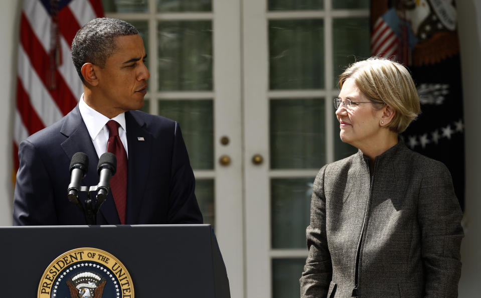 U.S. President Barack Obama announces consumer advocate Elizabeth Warren (R) as special adviser leading the creation of the Consumer Financial Protection Bureau in the Rose Garden of the White House in Washington September 17, 2010. REUTERS/Kevin Lamarque (UNITED STATES - Tags: POLITICS BUSINESS)