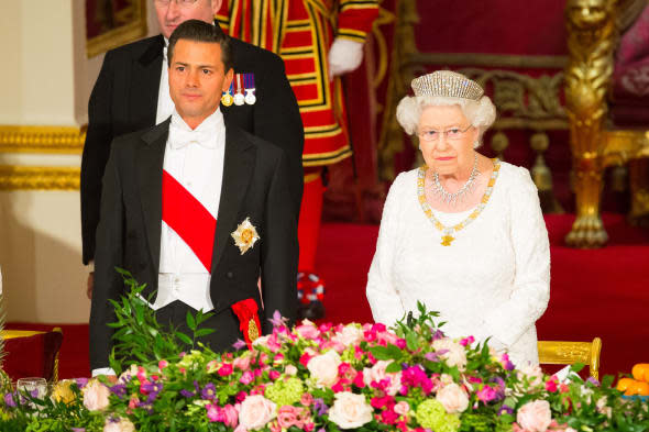 Queen to play Mexican love song to president of Mexico at Buckingham Palace banquet