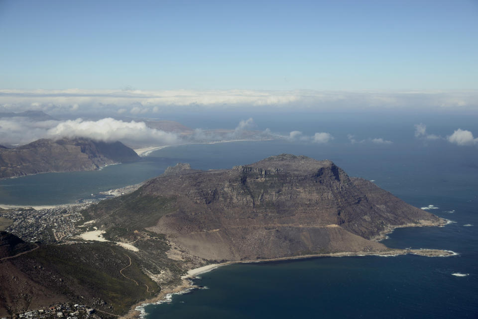 Luftansicht von Kapstadt mit dem Karbonkelberg. Hier soll der junge Tourist zuletzt unterwegs gewesen sein. (Bild: Getty)