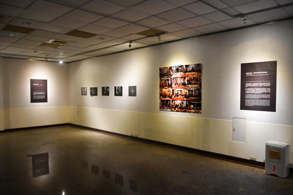 位於臺大活第一活動中心B1F文藝展示廳的藝術季展示作品《屠》 (臺大提供)