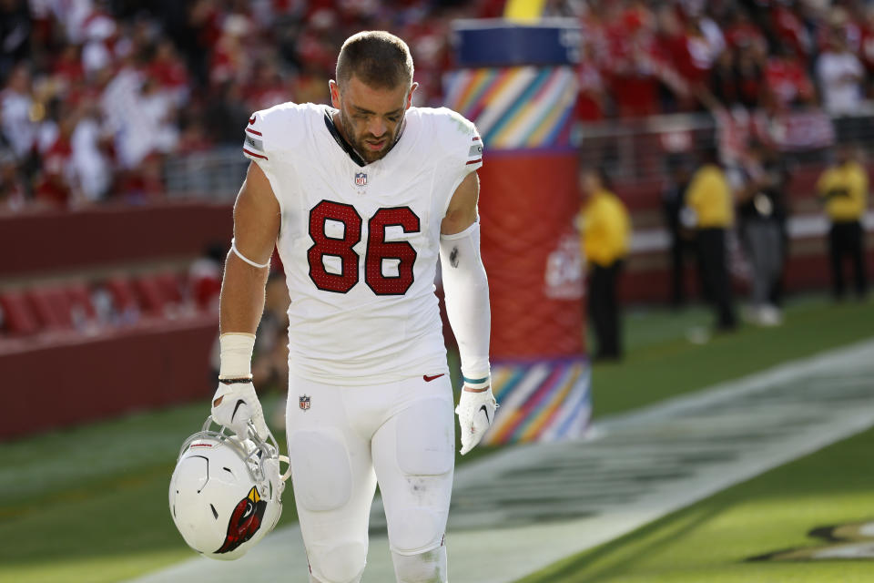 Arizona Cardinals tight end Zach Ertz (86) walks toward the sideline during the second half of an NFL football game against the San Francisco 49ers in Santa Clara, Calif., Sunday, Oct. 1, 2023. (AP Photo/Josie Lepe)