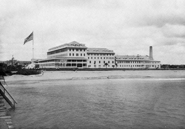 When The Breakers was first built in 1896, it was called the Palm Beach Inn. It was renamed The Breakers in 1901.