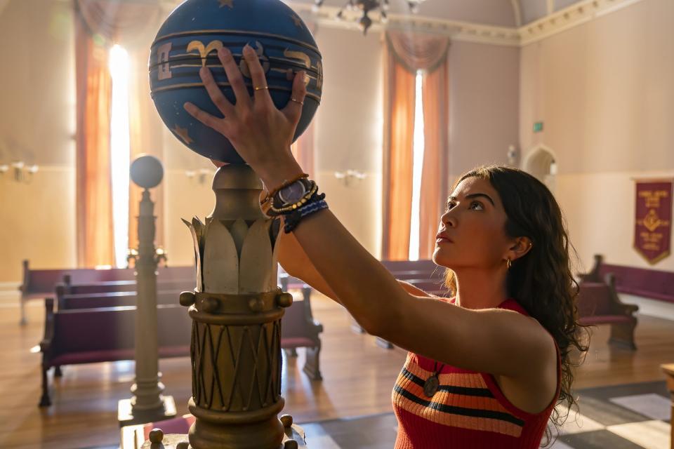 Lisette Olivera stars as Jess Valenzuela Disney+'s "National Treasure: Edge of History."