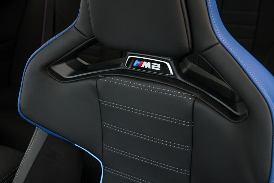 P90481836_lowRes_the-all-new-bmw-m2-i.jpg