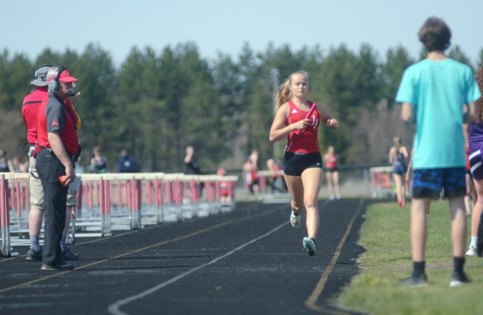 Allie Nowak is one of many JoBurg distance runners that excels both in the fall on the XC team and in the spring on the T&F team.