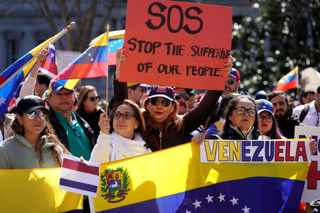 Opponents of Venezuelan President Nicolas Maduro rally outside the White House in Washington, U.S., March 16, 2019. REUTERS/Joshua Roberts
