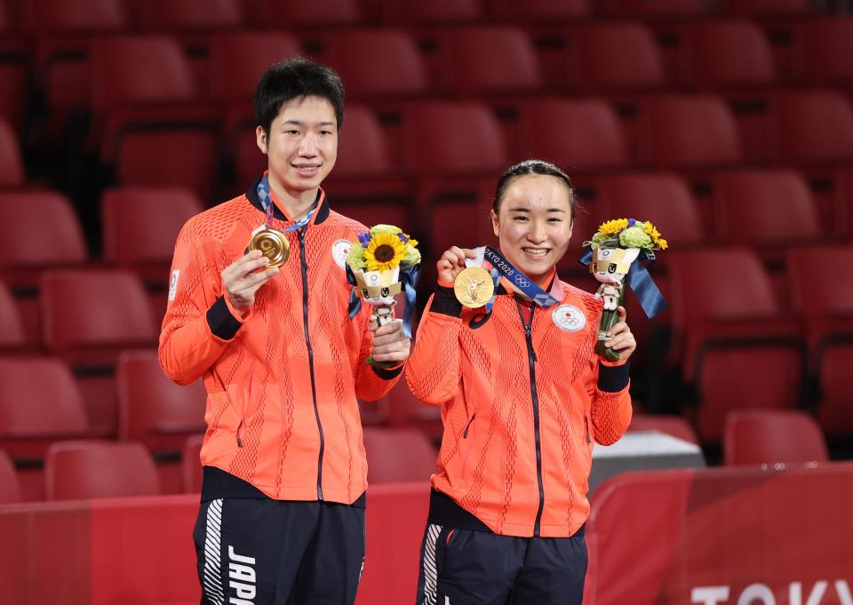 水谷隼（左）和伊藤美誠贏得東奧混雙金牌後人氣急升。