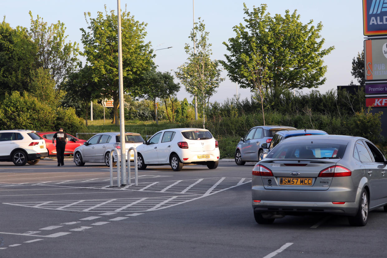 Chicken lovers rushed to the fast food giant's branch in Rhuddlan (Picture: Wales News)