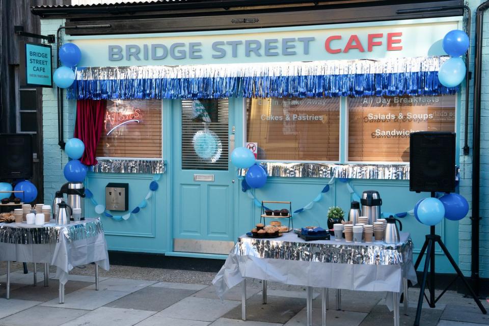 bridge street cafe eastenders