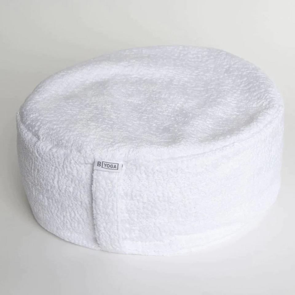 the meditation cushion in white