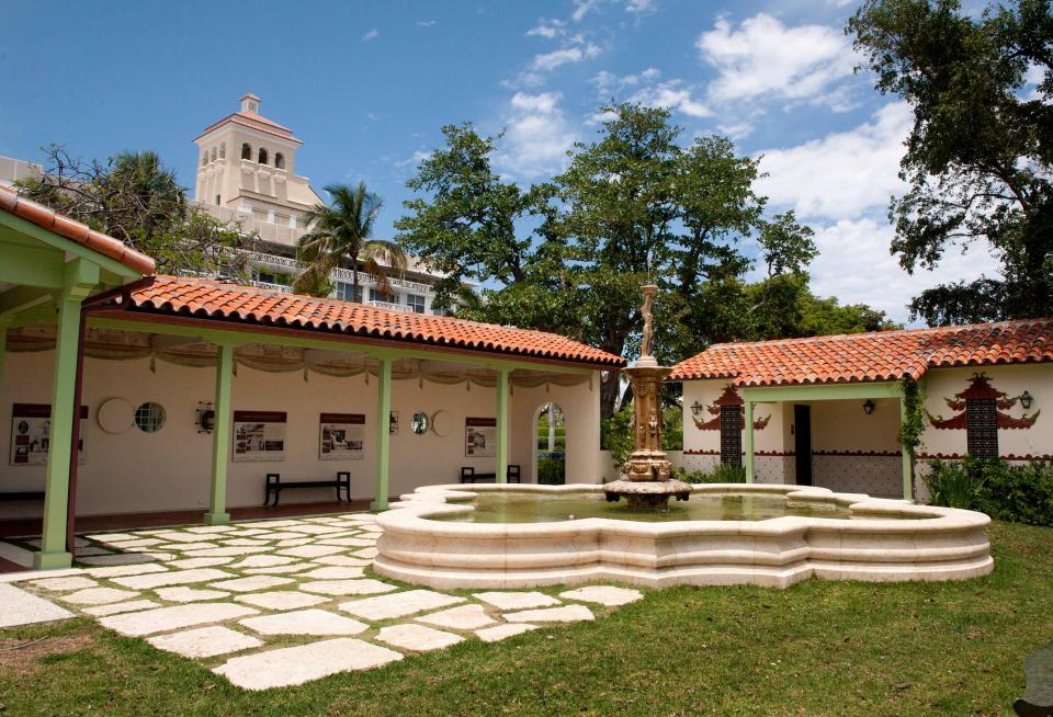 Bradley Park was Colonel E. R. Bradley's Beach Club and residence, but was donated to the town of Palm Beach in 1946.