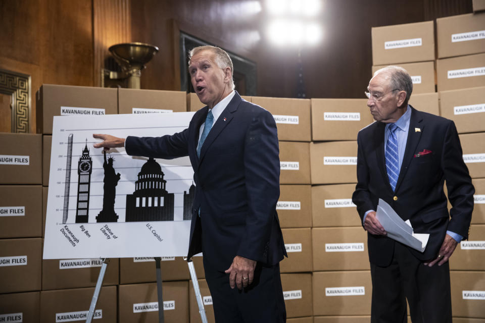 <span class="s1">Sen. Thom Tillis, R-N.C., and Senate Judiciary Chairman Chuck Grassley, R-Iowa, display a wall of empty boxes and charts to dramatize the amount of documents Democrats have requested. (Photo: J. Scott Applewhite/AP)</span>