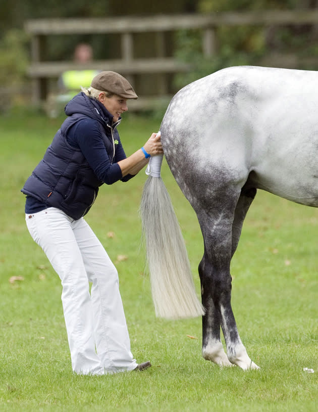 Zara Phillips got up close and personal with her horse, Silver Lining, at the vest inspection.