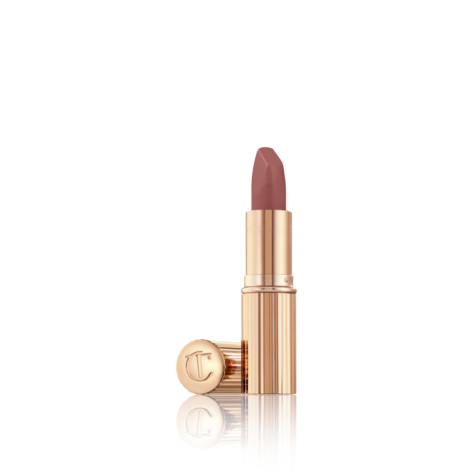 Matte Revolution lipstick in Pillow Talk Medium