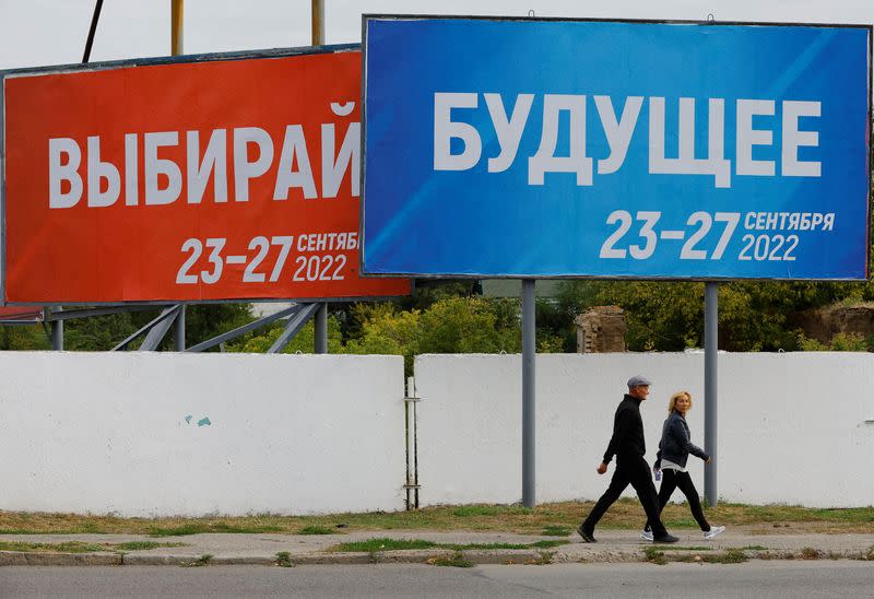 Russian-controlled Zaporizhzhia region in Ukraine holds vote on joining Russia