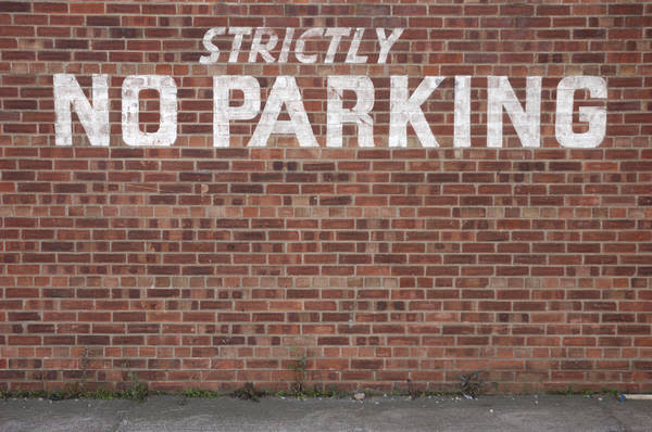 No parking zone (Photo: iStockPhoto)