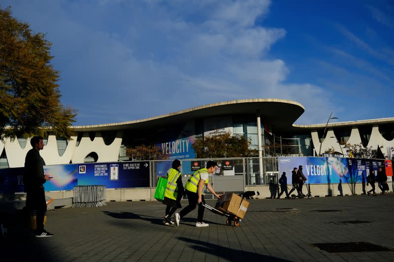 Preparations at FIRA Barcelona ahead of the Mobile World Congress