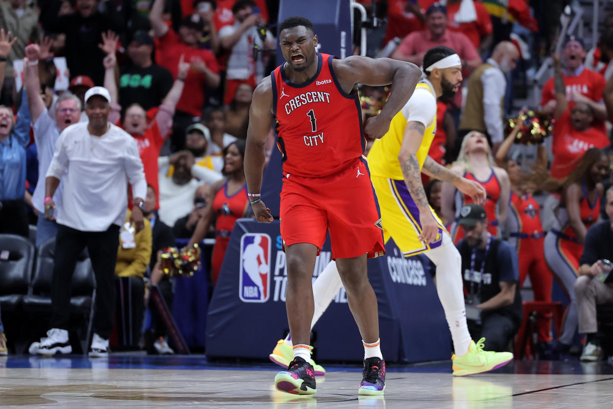 Zion Williamson injured his hamstring late in Tuesday's Pelicans loss to the Los Angeles Lakers. (Jonathan Bachman/Getty Images)