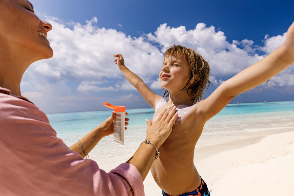 Sun's out and so is Consumer Reports' annual list of the best sunscreens. Hint: The best one that you can actually find online is $8, and it's on Amazon. (Photo: skynesher via Getty Images)