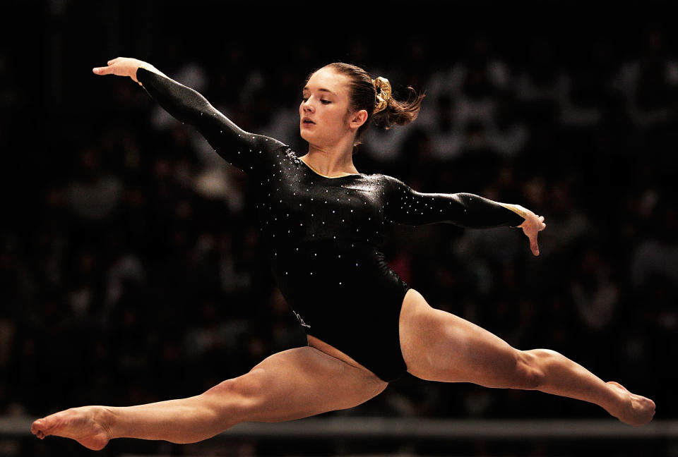 Great Britain's Jennifer Pinches, 18, competes on the Floor aparatus in the Women's qualification during day two of the Artistic Gymnastics World Championships Tokyo 2011 at Tokyo Metropolitan Gymnasium on October 8, 2011 in Tokyo, Japan. (Adam Pretty/Getty Images)