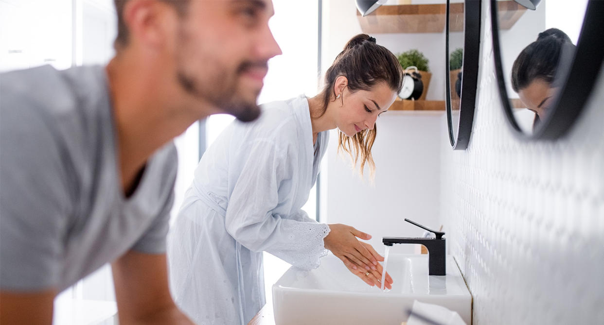 Couples favour clean bathroom over sex. (Getty Images)