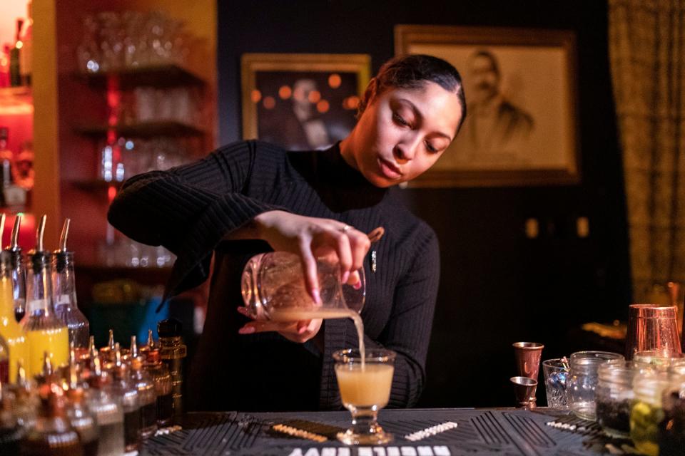 Bar manager Lisa Posey prepares a Willow Martini at Willow in downtown Detroit on Feb. 2, 2023.