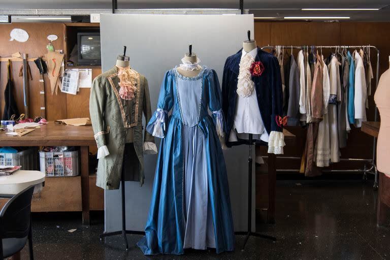 Un recorrido por la sastrería del Teatro San Martín, donde se crea el vestuario de las obras para todo el Complejo Teatral Buenos Aires (CTBA)