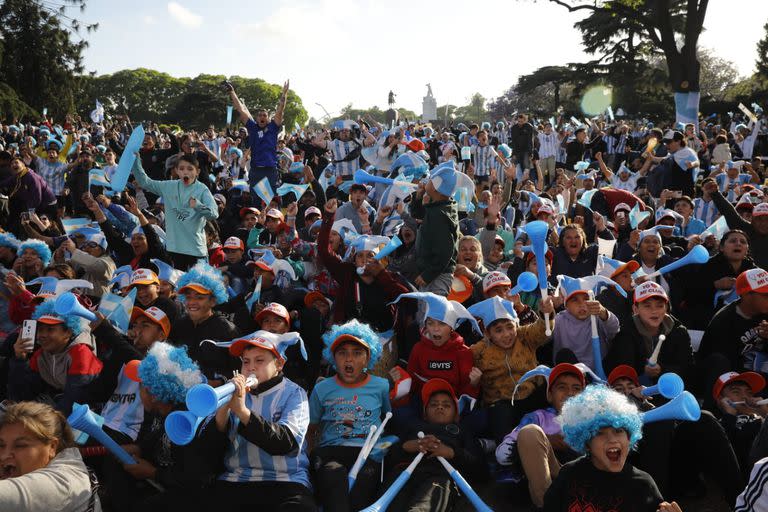 Así se vive en Buenos Aires el primer partido de la selección en el mundial de Qatar 2022