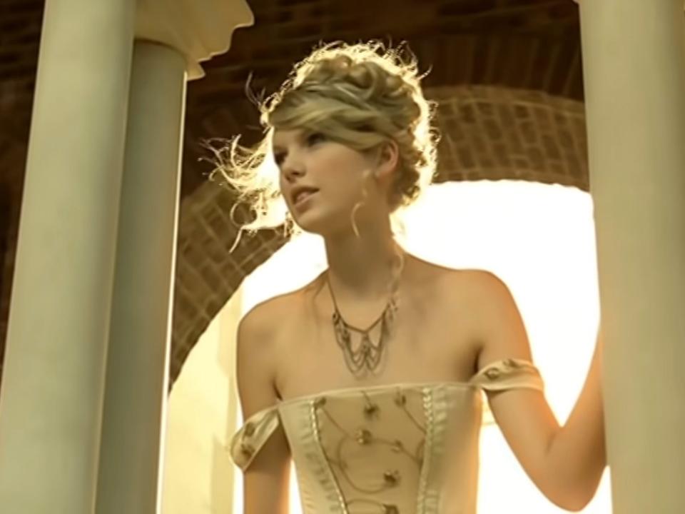 taylor swift love story music video