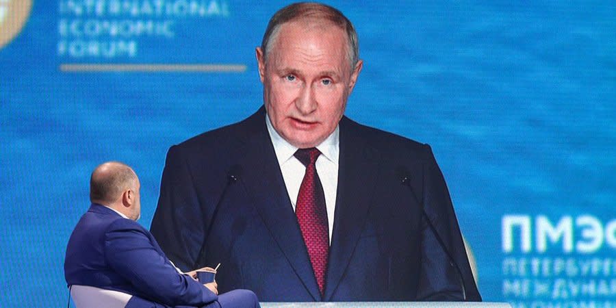 Dictator Vladimir Putin speaking at SPIEF 2023