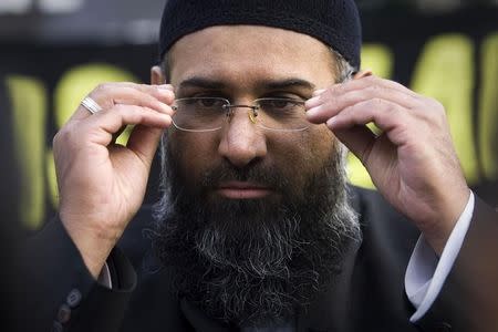 Islamic preacher Anjem Choudary addresses members of the media during a protest supporting the Shari'ah Law, in north London October 31, 2009. REUTERS/Tal Cohen/Files