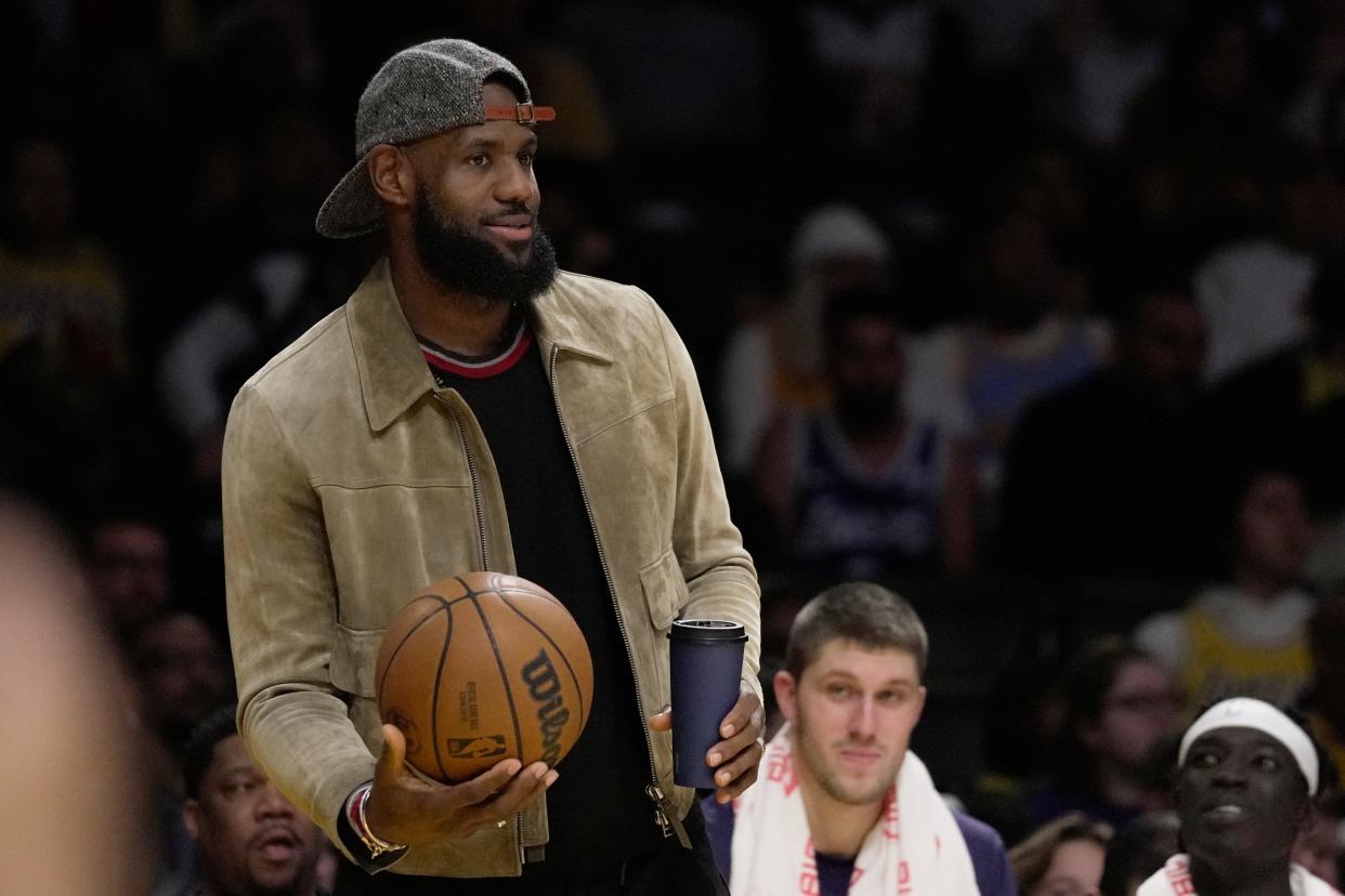 LeBron James and friends provided alternative viewing during Thursday night's Packers-Titans game.